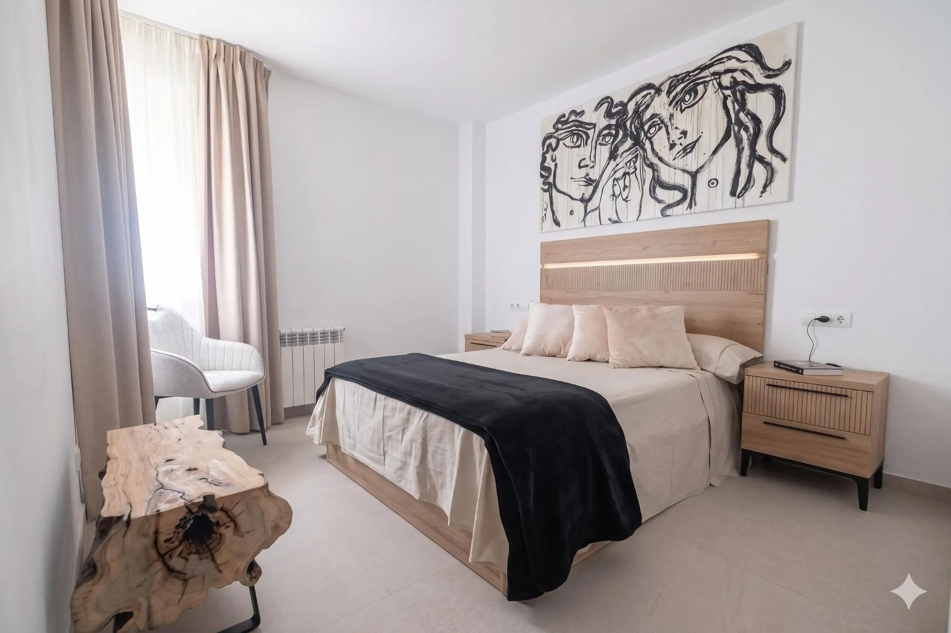 Immobilienangebot - Mallorca (Palma) - Alle - Vollständig renoviertes Penthouse mit außergewöhnlich großer privater Dachterrasse, Parkplatz und modernem Wohnkomfort im Herzen von Palma